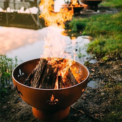 حرق الخشب في نصف الكرة الأرضية Corten Steel Fire Pit Bowl للتخييم في الهواء الطلق